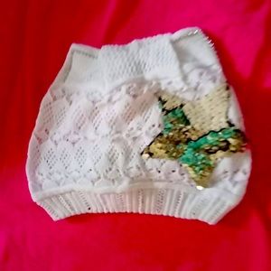 White hat with a star